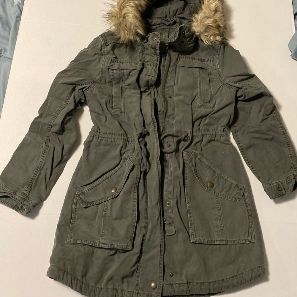 Olive Green Women's Parka Coat with Faux Fur Hood
